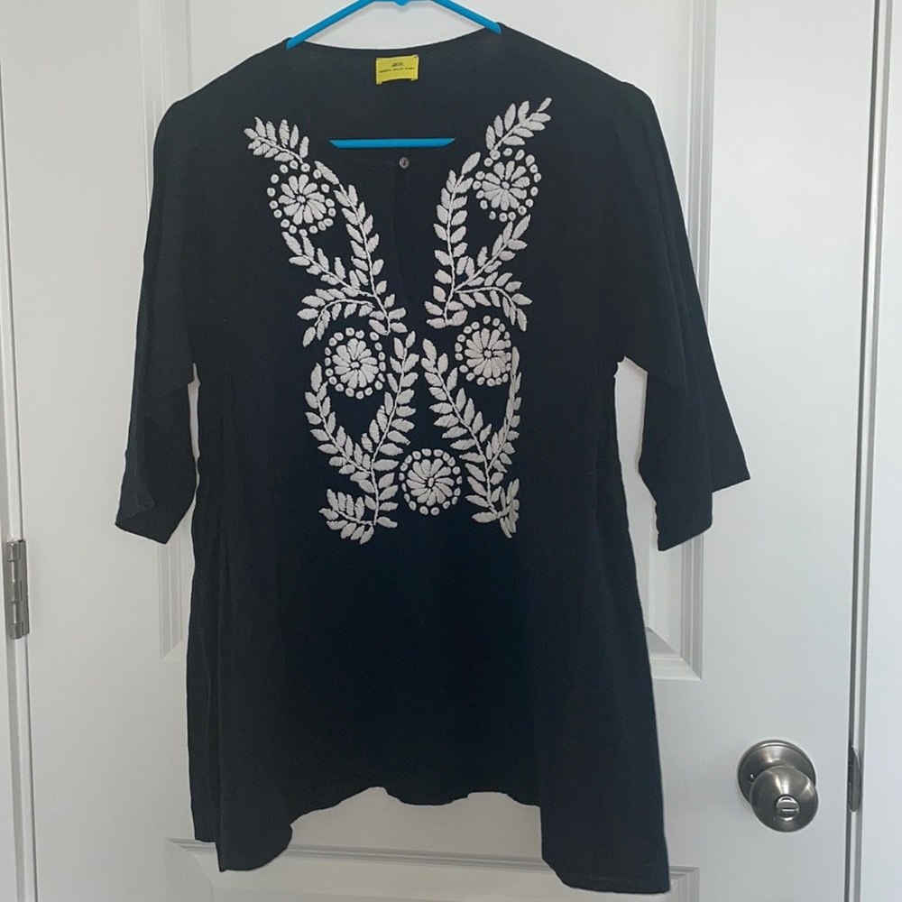 Roller Rabbit Top